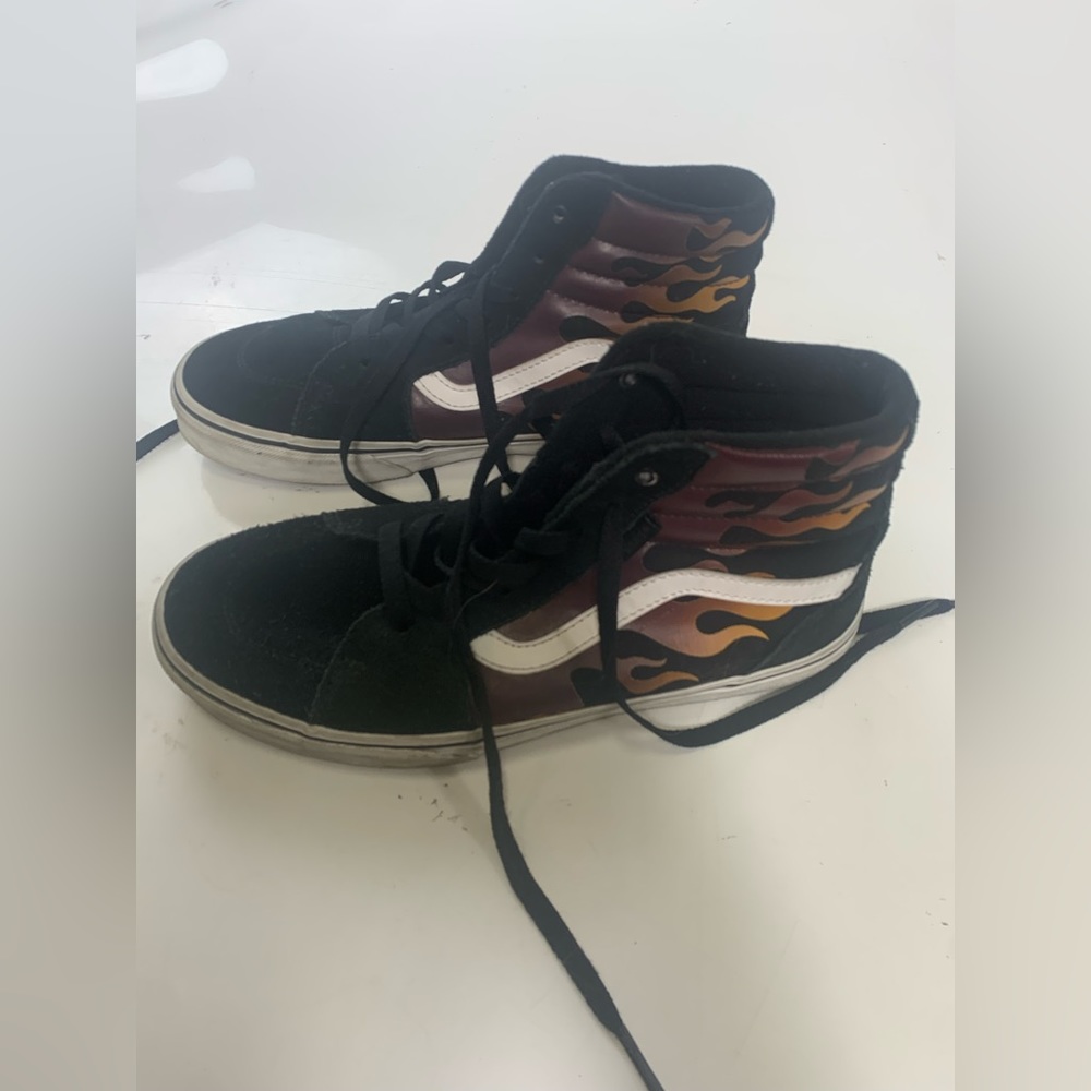 Vans black with flames size 6 youth - Picture 2 of 4